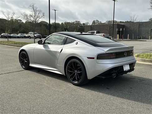 New 2025 Nissan Z Performance w/ Floor Mat Package image 6