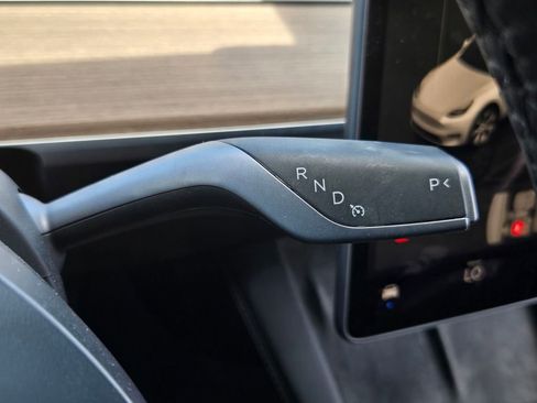 Used 2023 Tesla Model Y Long Range image 20