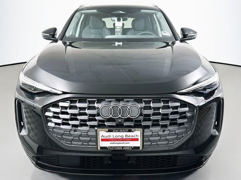 New 2025 Audi Q5 Premium Plus image 2