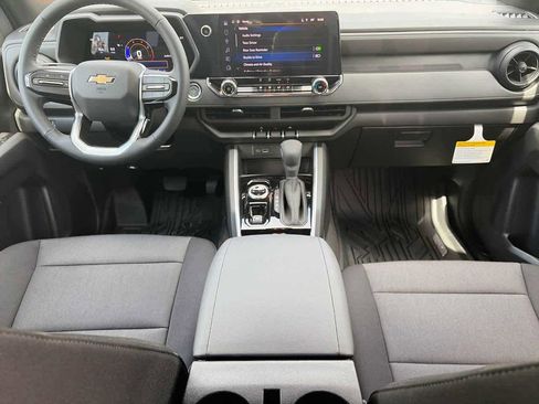 New 2026 Chevrolet Colorado W/T w/ WT Custom Package AWD/4WD image 11