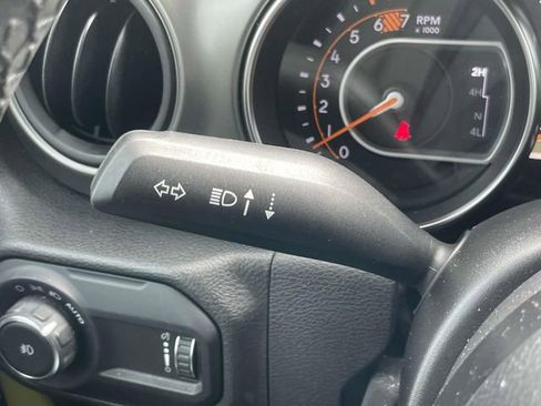 Used 2023 Jeep Wrangler Unlimited Sport AWD/4WD image 31