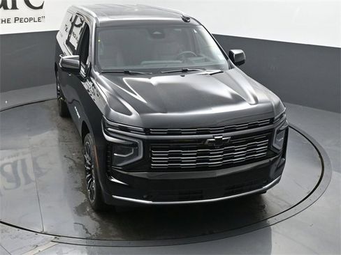 New 2026 Chevrolet Suburban High Country w/ LPO, Illumination Package image 26