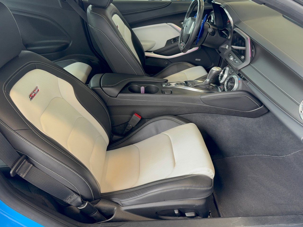Used 2023 Chevrolet Camaro SS RWD image 30