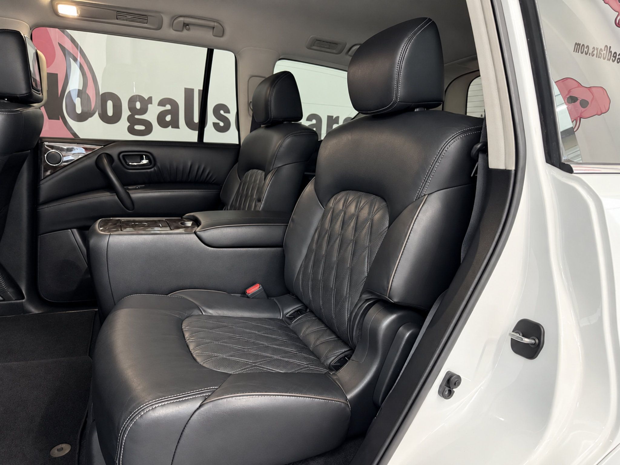 Used 2022 Nissan Armada Platinum w/ Captain's Chairs Package RWD image 20