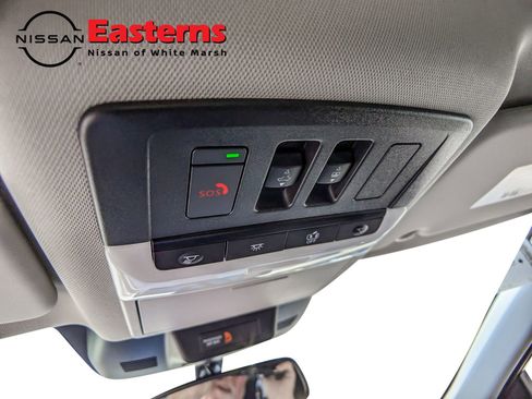 New 2025 Nissan Rogue SL w/ Tech Package image 24