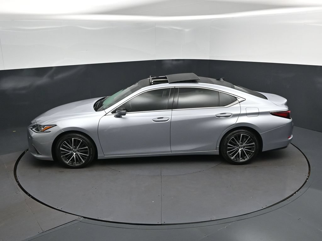 Used 2025 Lexus ES 350 w/ Premium Package FWD image 31