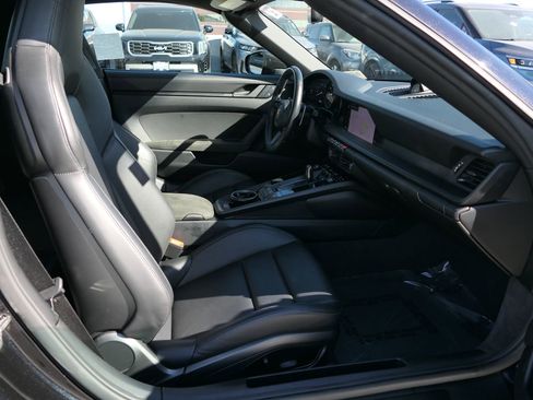 Used 2024 Porsche 911 Targa 4 GTS image 34