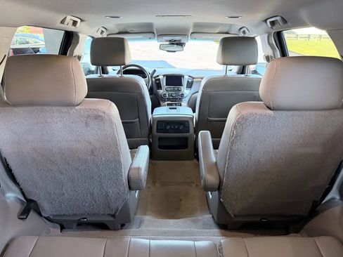 Used 2020 Chevrolet Tahoe LT image 13