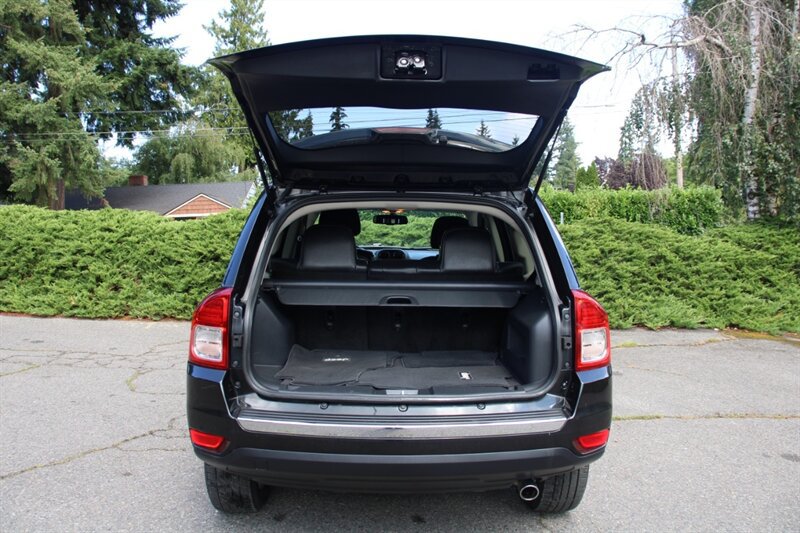 Used 2011 Jeep Compass Limited AWD/4WD image 16