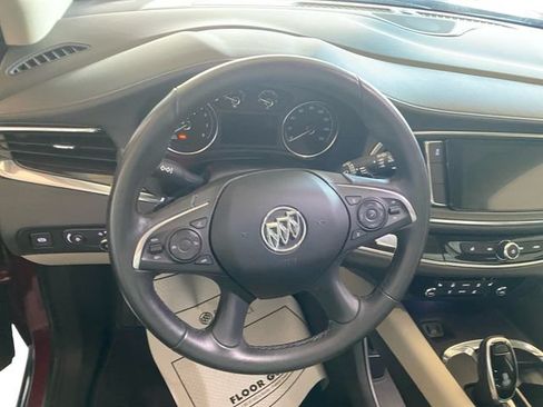 Certified 2018 Buick Enclave Essence FWD image 13