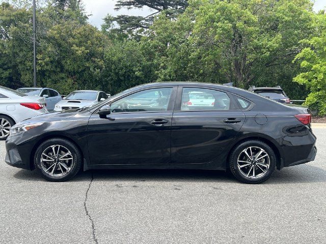 Used 2023 Kia Forte LXS w/ LXS Technology Package FWD image 10