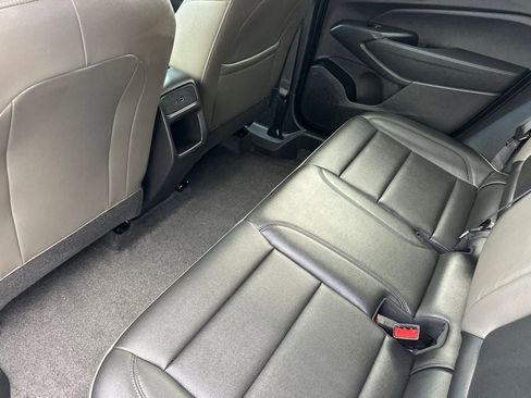 Used 2025 Chevrolet Trax ACTIV w/ Driver Confidence Package image 9