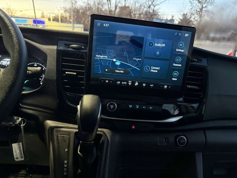 Used 2023 Ford Transit 350 XLT image 12