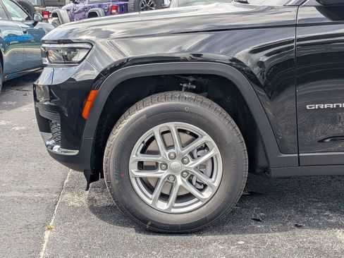 New 2026 Jeep Grand Cherokee L 2WD image 12