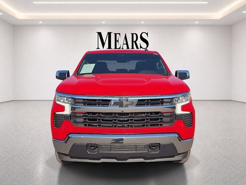 Used 2024 Chevrolet Silverado 1500 LT AWD/4WD image 8