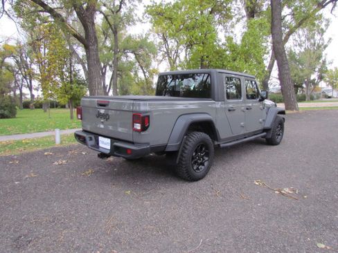 Used 2023 Jeep Gladiator Sport w/ Trailer Tow Package image 5
