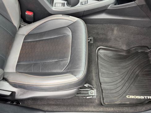 Used 2024 Subaru Crosstrek 2.5i Limited image 18