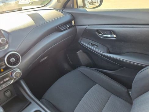 Used 2021 Nissan Sentra SV image 32