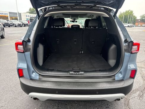 Used 2025 Ford Escape SE FWD image 10