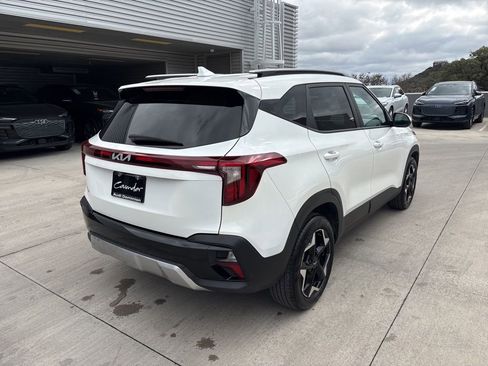 Used 2025 Kia Seltos S image 6