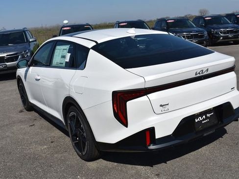 New 2026 Kia K4 EX FWD image 6