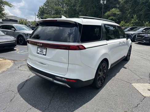 Certified 2023 Kia Carnival SX Prestige FWD image 6