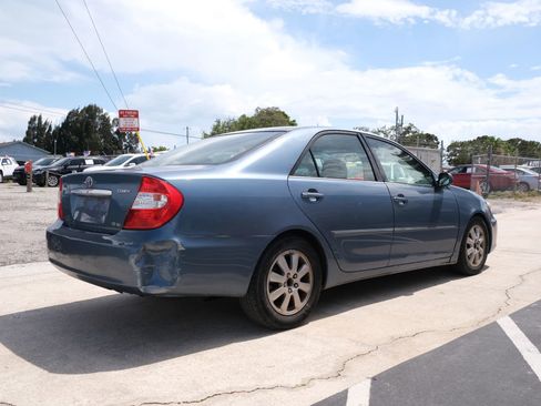 Used 2002 Toyota Camry LE FWD image 6