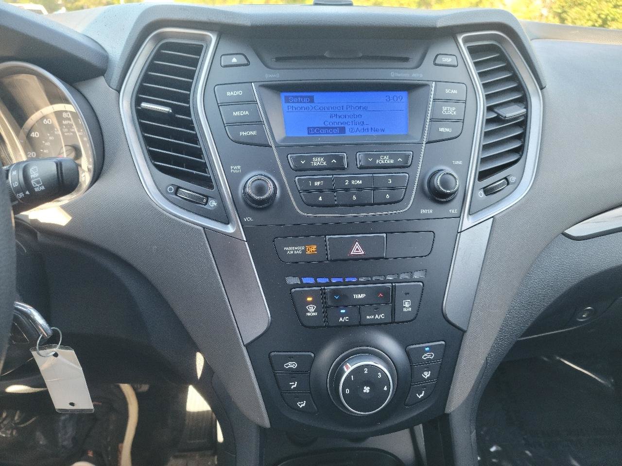 Used 2015 Hyundai Santa Fe Sport AWD/4WD image 19