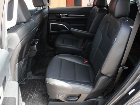 Used 2024 Kia Telluride S w/ S Sunroof Package AWD/4WD image 17