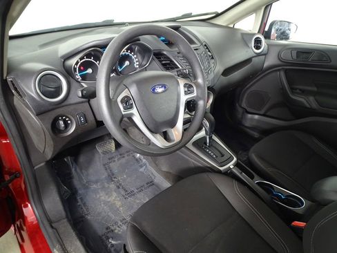 Used 2017 Ford Fiesta SE image 15