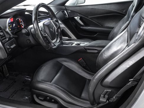 Used 2018 Chevrolet Corvette Grand Sport w/ Z07 Performance Package RWD image 7