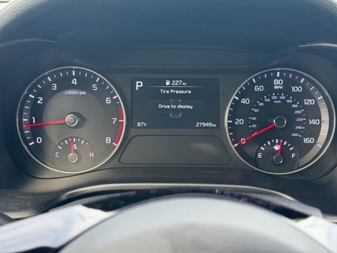Used 2024 Kia Forte LXS w/ LXS Technology Package FWD image 12