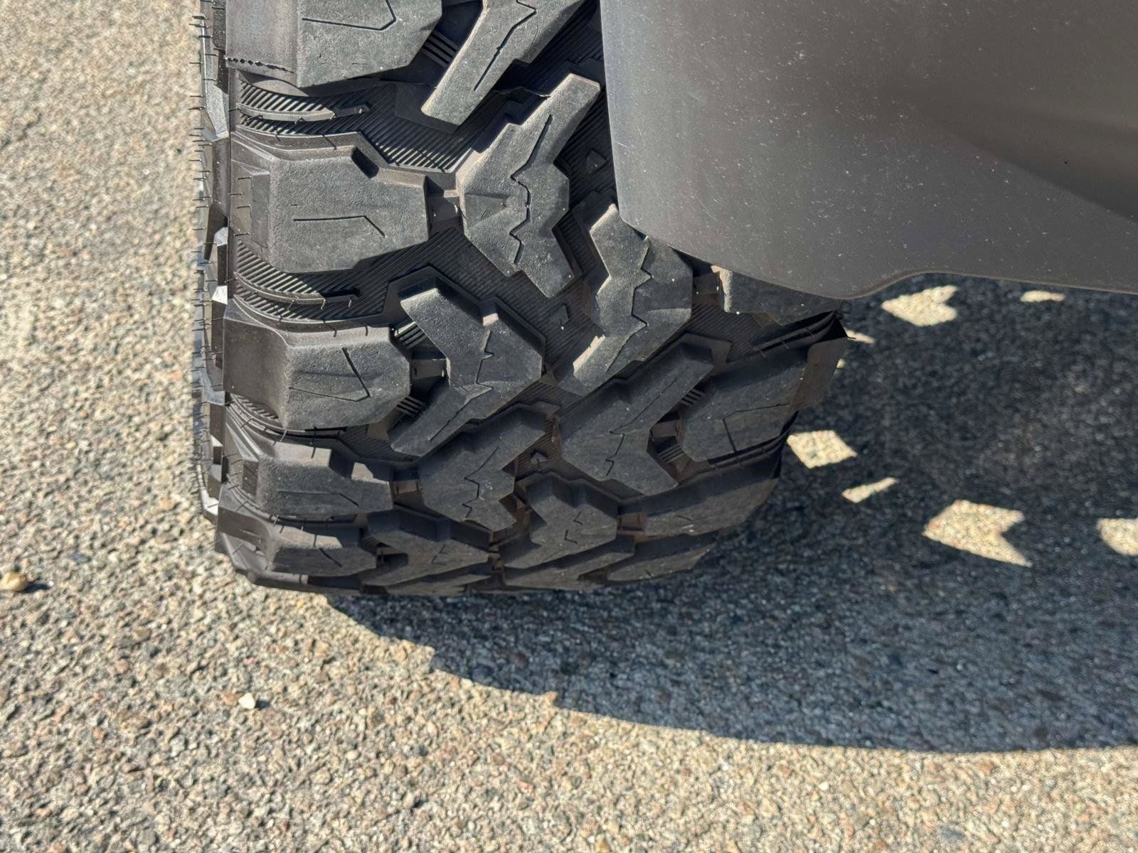 Used 2022 RAM 1500 Laramie AWD/4WD image 16