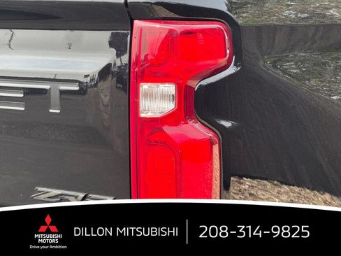 Used 2023 Chevrolet Silverado 1500 ZR2 w/ Technology Package AWD/4WD image 24