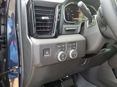 New 2026 GMC Sierra 2500 AT4X AWD/4WD image 10