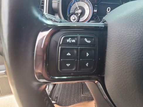 Used 2022 RAM 2500 Limited AWD/4WD image 10