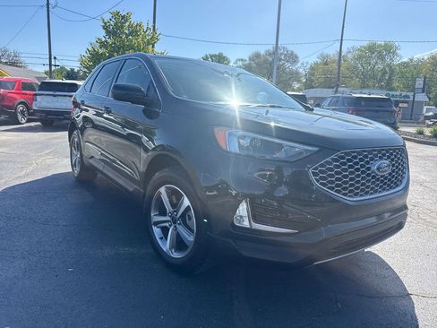 Used 2023 Ford Edge SEL w/ Convenience Package AWD/4WD image 4