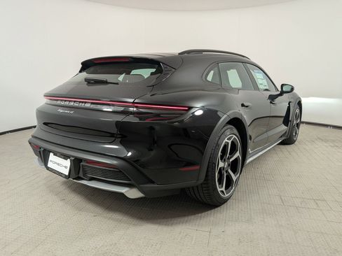 New 2025 Porsche Taycan 4 Cross Turismo AWD/4WD image 9