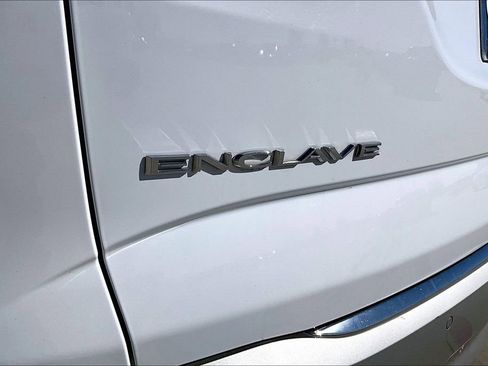 Used 2020 Buick Enclave Essence w/ Sound and Sites Package image 44