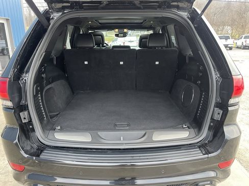 Used 2020 Jeep Grand Cherokee SRT image 8