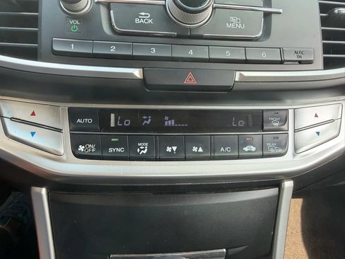 Used 2015 Honda Accord EX image 45