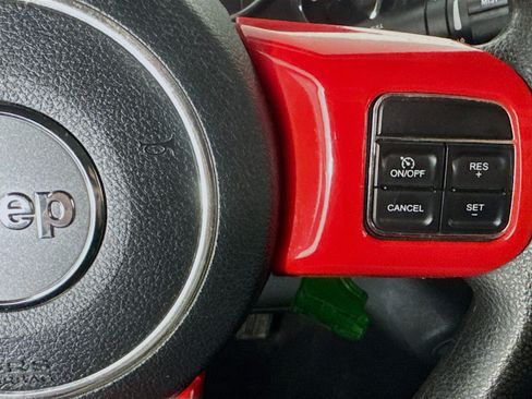 Used 2017 Jeep Wrangler Sport AWD/4WD image 14