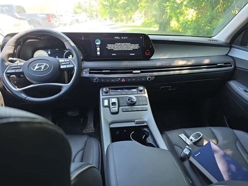 Used 2024 Hyundai Palisade SEL w/ Premium Package AWD/4WD image 8