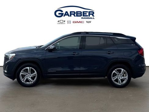 Used 2018 GMC Terrain SLE w/ Driver Convenience Package image 2