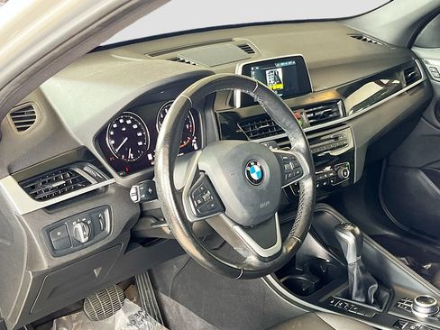 Used 2019 BMW X1 sDrive28i w/ Convenience Package FWD image 9