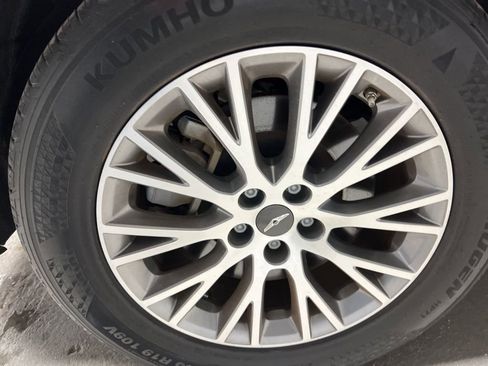 Used 2024 Genesis GV80 2.5T image 43