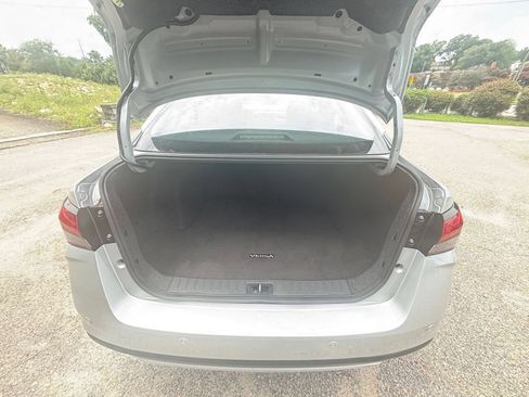 Used 2025 Nissan Versa SV FWD image 30