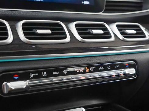 Used 2020 Mercedes-Benz GLE 350 4MATIC image 31