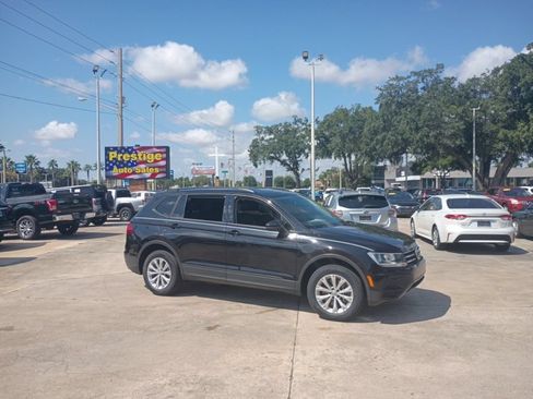 Used 2020 Volkswagen Tiguan S FWD image 32