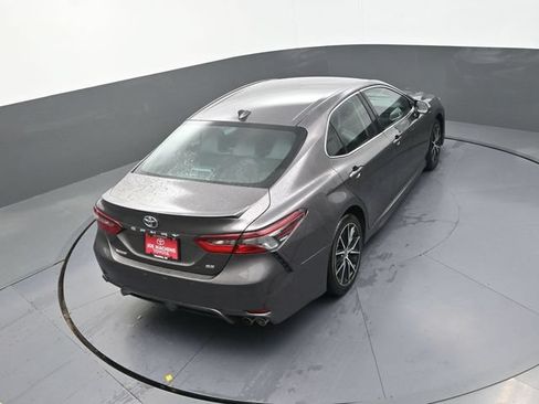 Used 2024 Toyota Camry SE FWD image 31